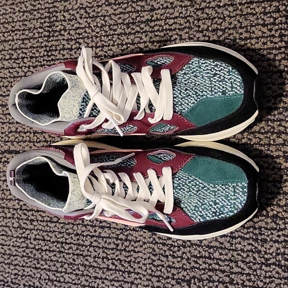 MAISON KITSUNE Shoes - Maison Kitsune x Brandblack collab multicolor knit sneakers sz 38